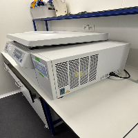 Eppendorf 5810 R Centrifuge image 1